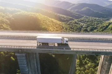 AB, kamyon ve otobüslerin emisyonlarını azaltıyor
