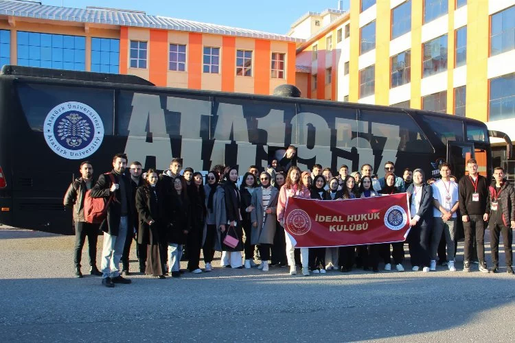 Atatürk Üniversitesi Hukuk Fakültesi öğrencileri "Yüksek Yargıyla Buluşma" etkinliği için Ankara'ya yol aldı