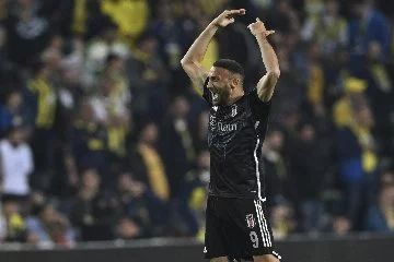 Beşiktaş sezonu derbi galibiyeti olmadan kapatacak