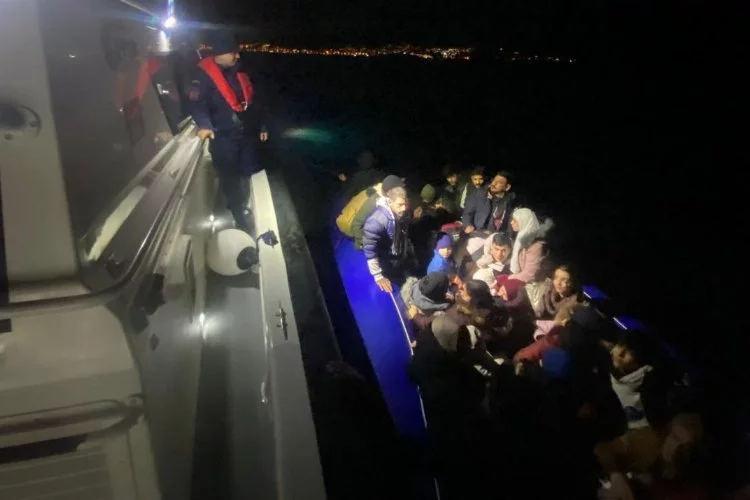 Bodrum açıklarında 57 düzensiz göçmen yakalandı