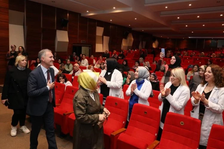 Bursa'da Başkan Taban, İNESMEK kursiyerleri ile bir araya geldi