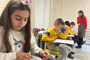 Bursa'da 'Kadın Çocuk Akademileri’nde öğrencilere 3 ayrı eğitim