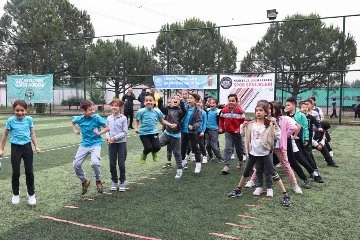 Bursa'da öğrenciler geleneksel oyunlarda buluştu