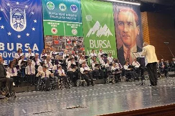 Bursa Kent Konseyi Engelliler Meclisi Türk Halk Müziği Korosu'ndan ‘Bahara Merhaba Konseri’