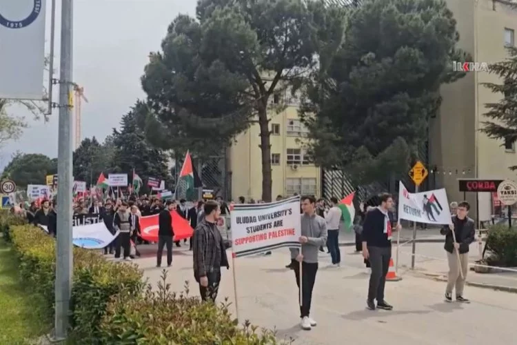 Bursa Uludağ Üniversitesi akademisyen ve öğrencileri, ABD'de Filistin için direnenlere destek verdi!