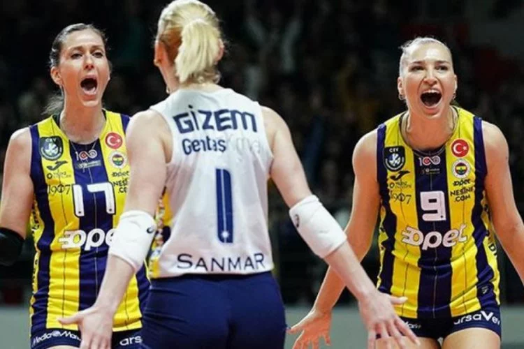 Fenerbahçe Opet, CEV Şampiyonlar Ligi'nde yarı finalde!