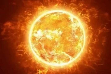 Güneş'te büyük patlama meydana geldi