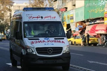 İran'da polis aracına bomba yerleştirmeye çalışan bir kişi öldü