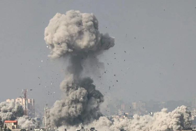 İsrail, Gazze'deki kara ve hava operasyonlarını genişletiyor!