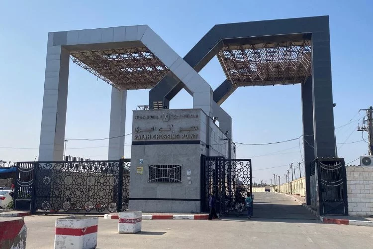 İsrail işgal güçleri, Refah sınır kapısını ele geçirdi!