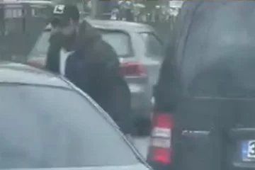 İstanbul'da sürücü terörü: Önce önünü kesti sonra levye ile aynasını kırdı