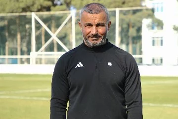 Karabağ FK'nın teknik direktörü Kurbanov, takım olarak misyonlarını anlattı