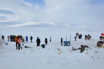 Kars, yerli ve yabancı turistlerin uğrak noktası oldu
