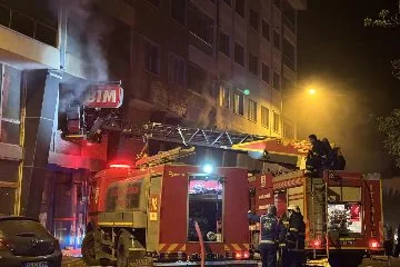 Kırklareli'de depo yangını: Markete de sıçradı