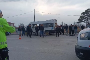  Konya’da öğrenci servisi kaza yaptı