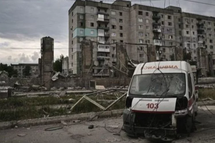 Kremlin: "Ukrayna'nın Lısıçansk'taki fırına saldırısı terör eylemidir"