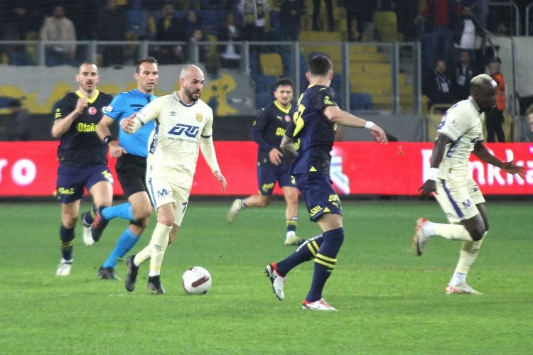 MKE Ankaragücü: 3 - Fenerbahçe: 0