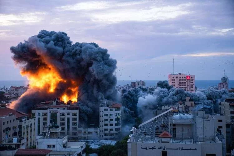 İsrail'in Gazze saldırılarında son 10 günde en az 519 kişi katledildi!