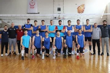 Nazilli Belediyspor Voleybol Takımı finale hazırlanıyor