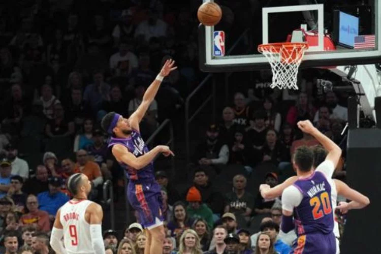 NBA’de Alperen’in takımı Rockets, Suns’a 110-105 mağlup oldu