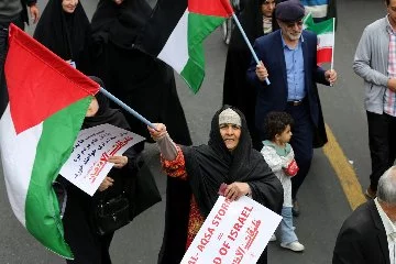 Fas'ta binlerce kişi İsrail'i protesto etti!